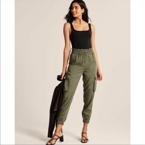 Abercrombie & Fitch Cargo Drawstring Joggers